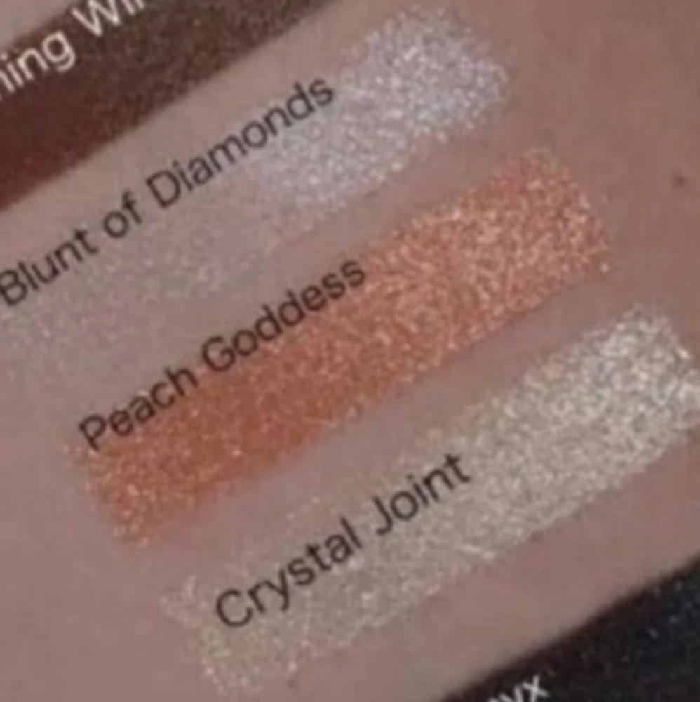 JEFFREE STAR NIB Eye Gloss PEACH GODDESS Peachy Gold Metallic SEALED